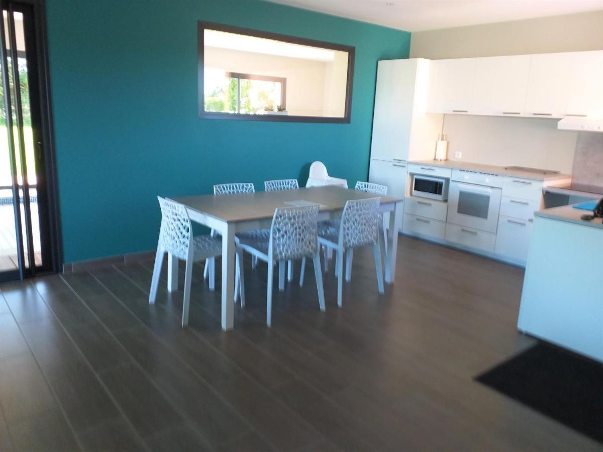 Piscine intérieure privée chauffée toute l'année à 29 Quievrecourt Exterior foto