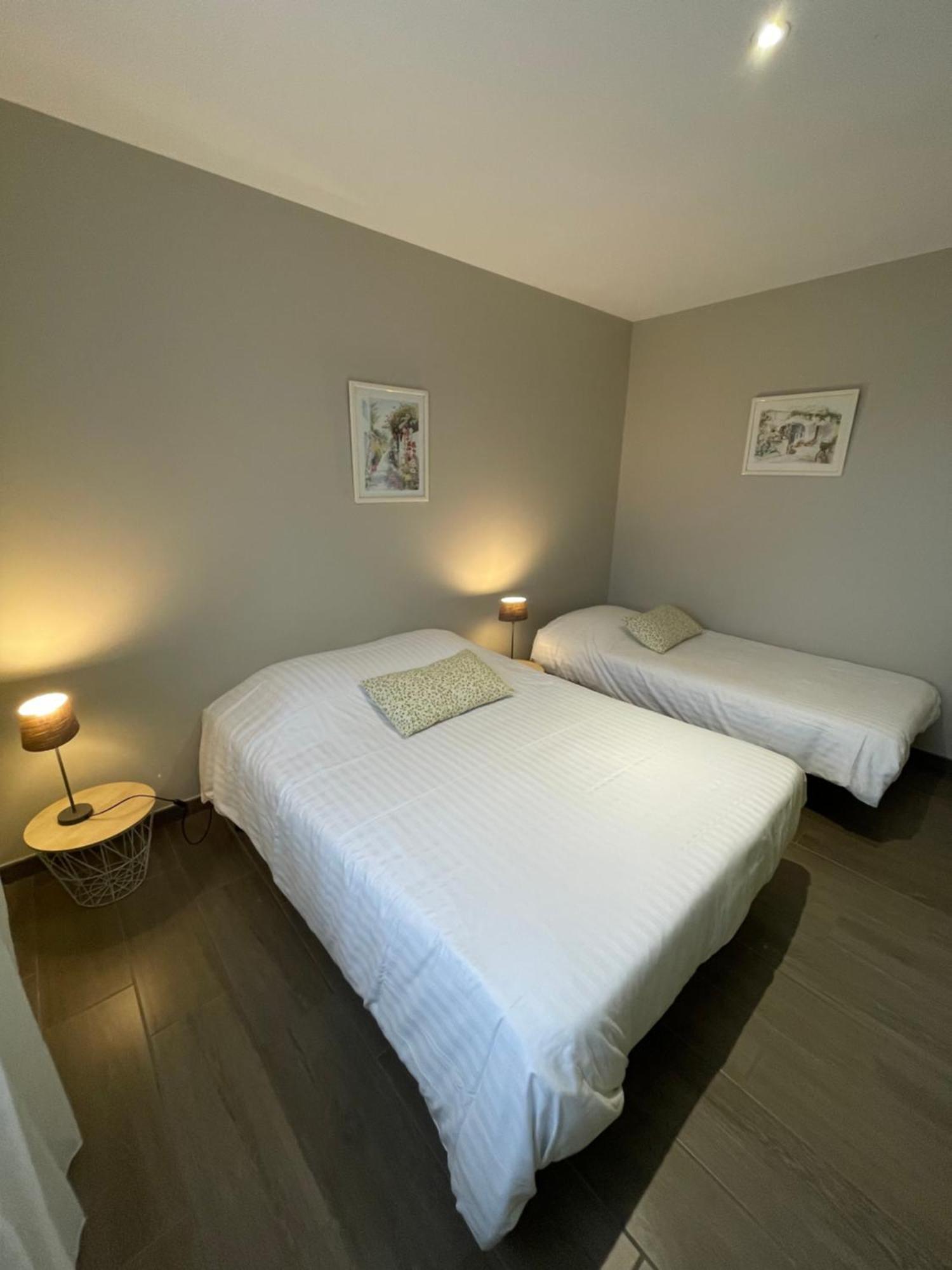 Piscine intérieure privée chauffée toute l'année à 29 Quievrecourt Exterior foto