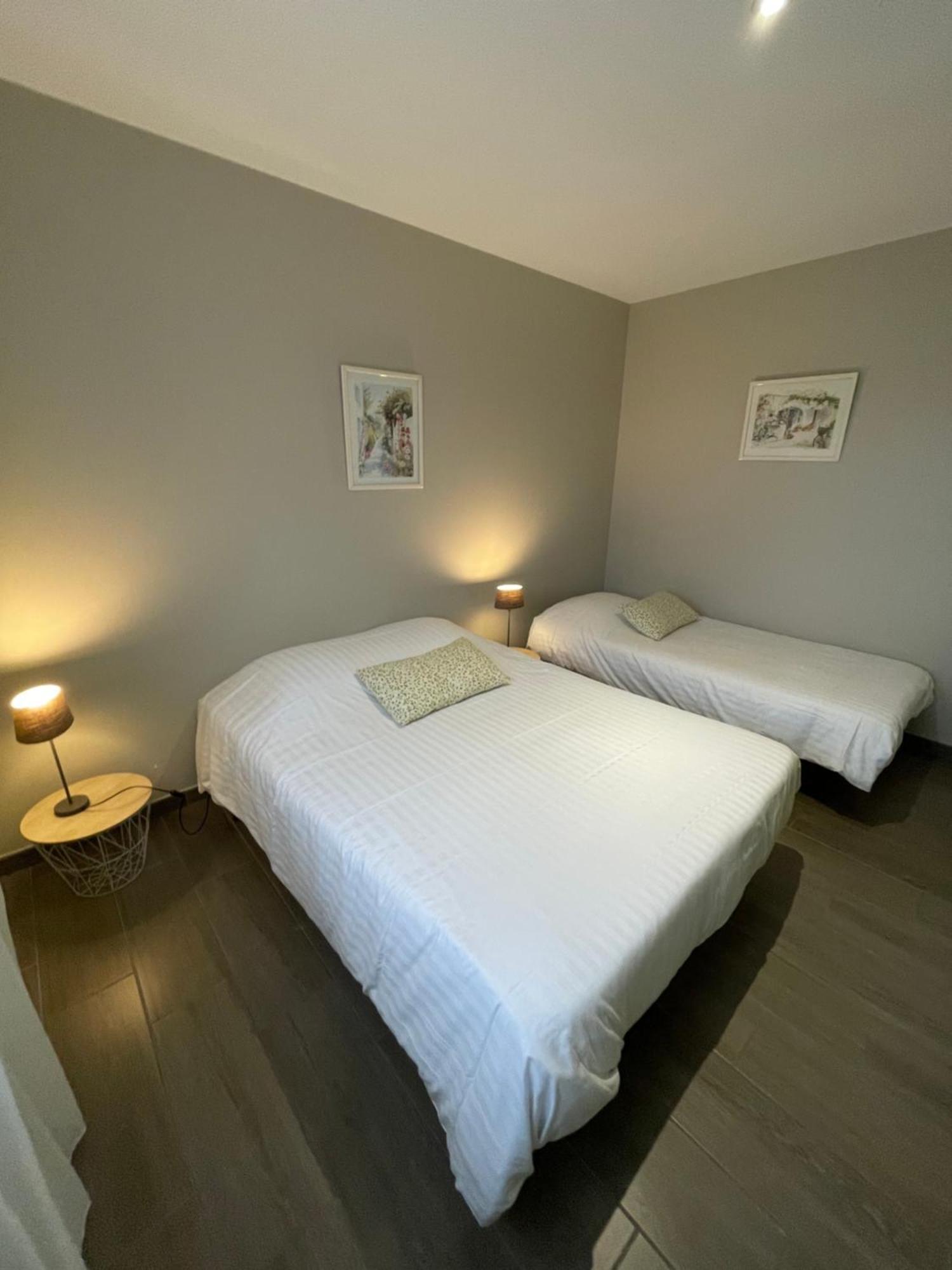Piscine intérieure privée chauffée toute l'année à 29 Quievrecourt Exterior foto
